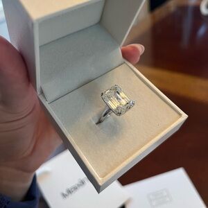 BRAND NEW Maxine Ring